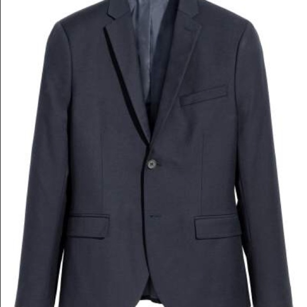 H&M’s Women’s All Black Blazer
